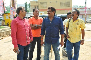 Chuttalabbayi New Working Photos
